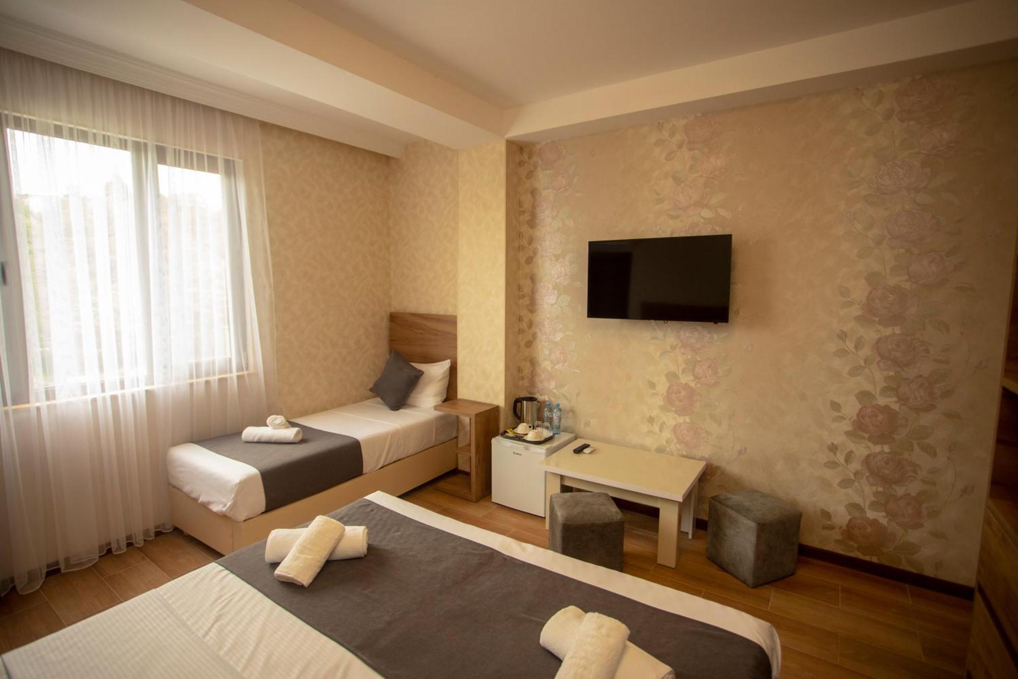 Pollux Hotel Batumi Exterior photo
