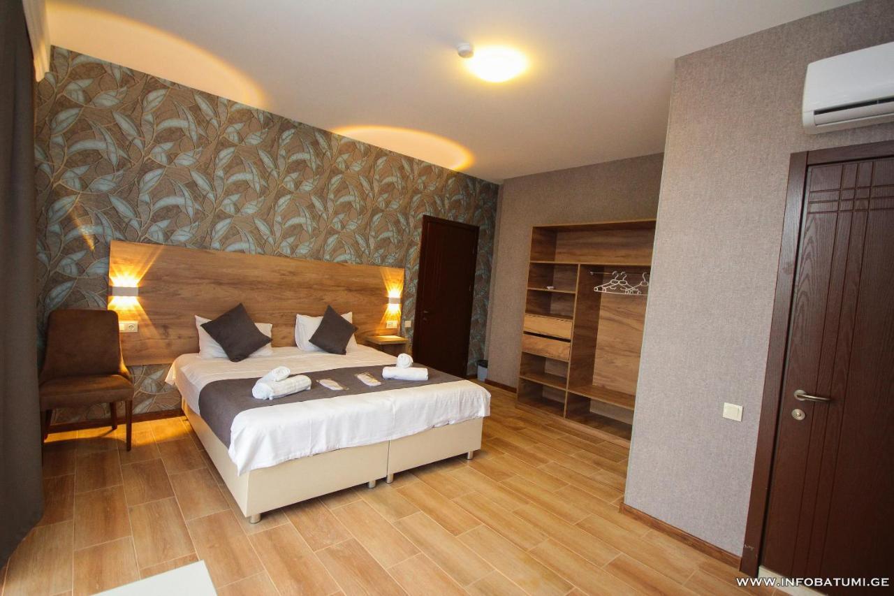 Pollux Hotel Batumi Exterior photo